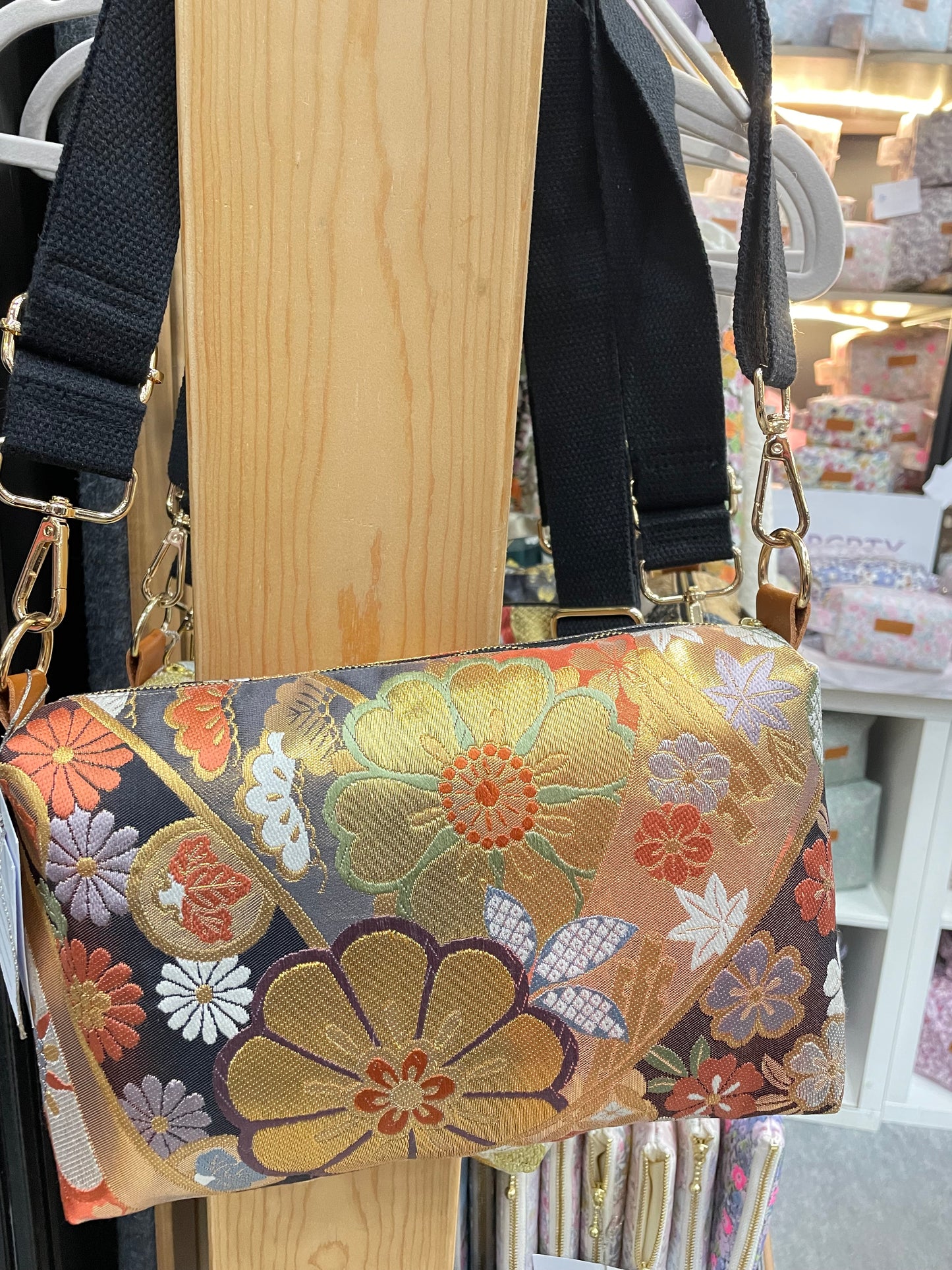 Obi shoulder bag (Kinono Upcycle ) 2