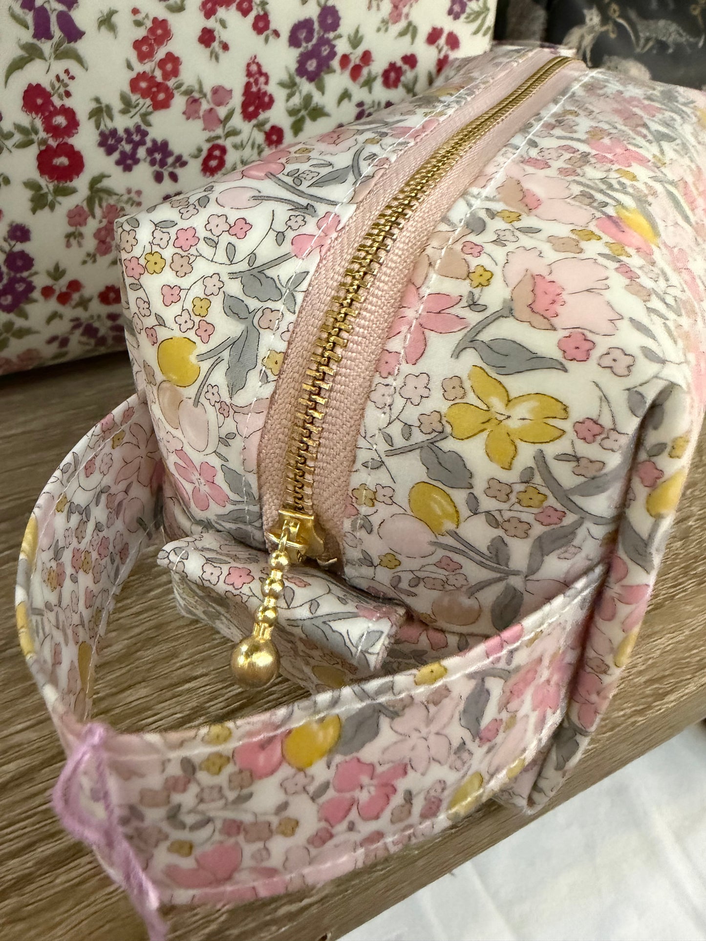 Make up bag M 74
