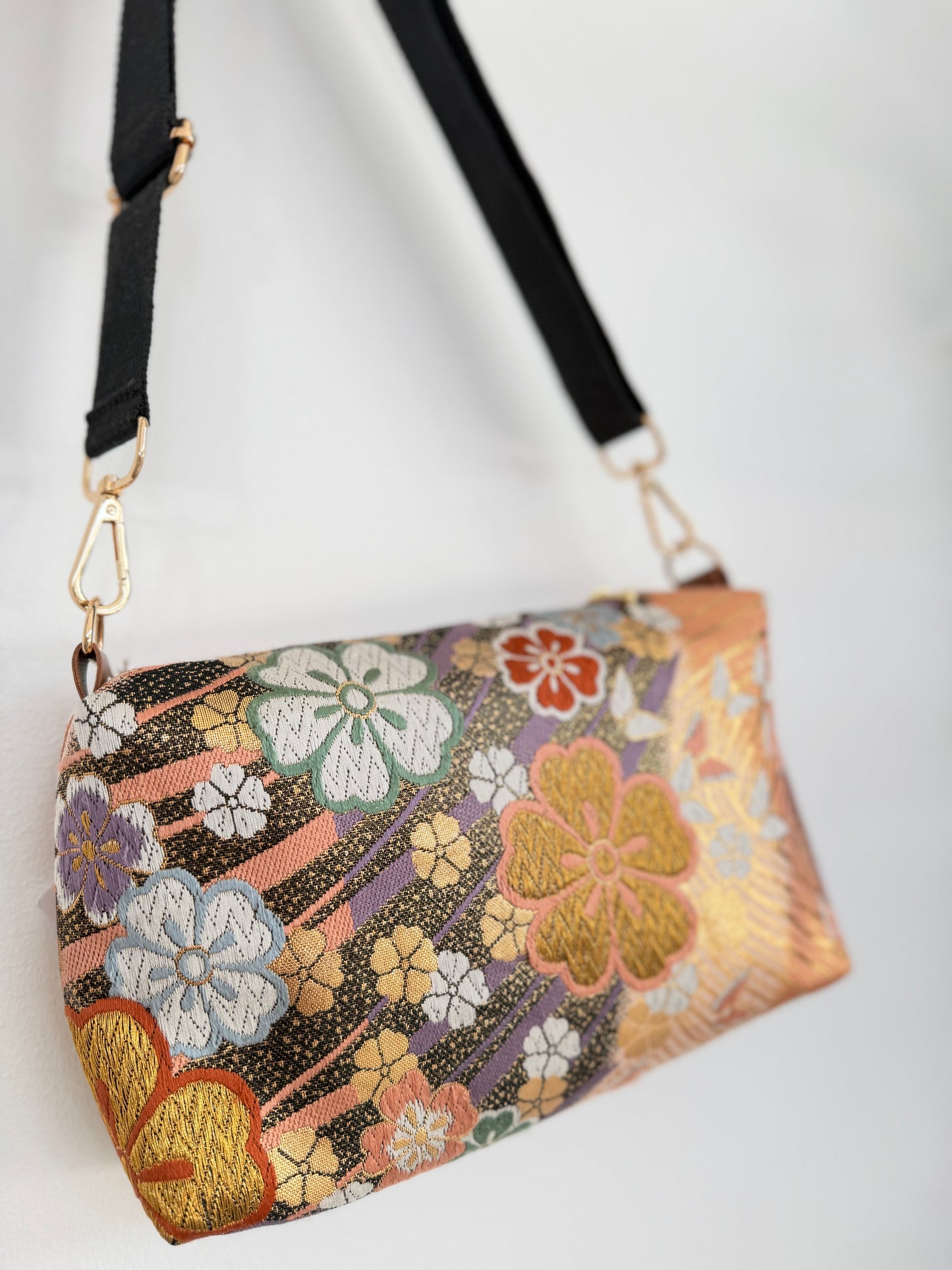 Obi shoulder bag (Kinono Upcycle ) 15