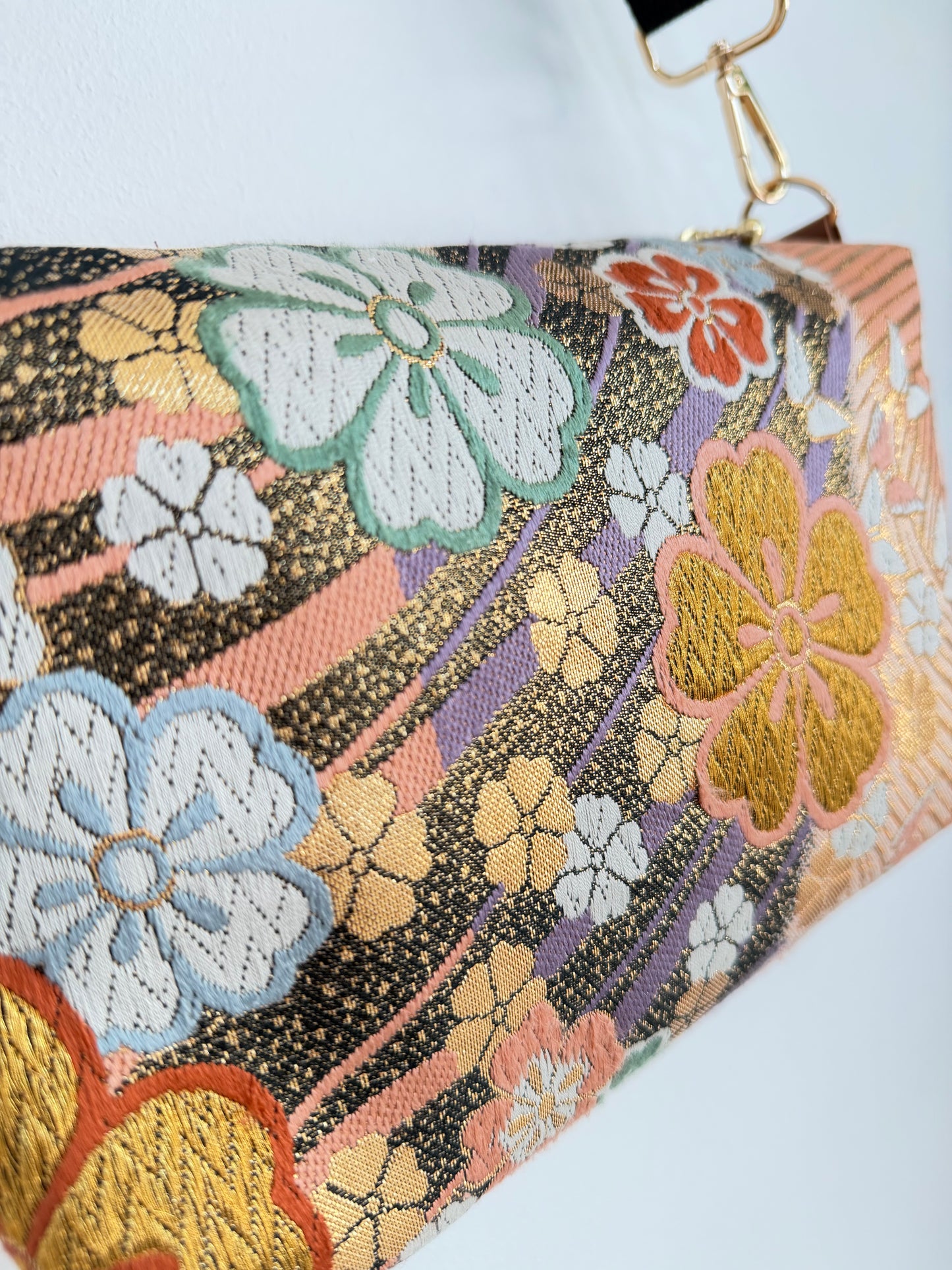 Obi shoulder bag (Kinono Upcycle ) 15