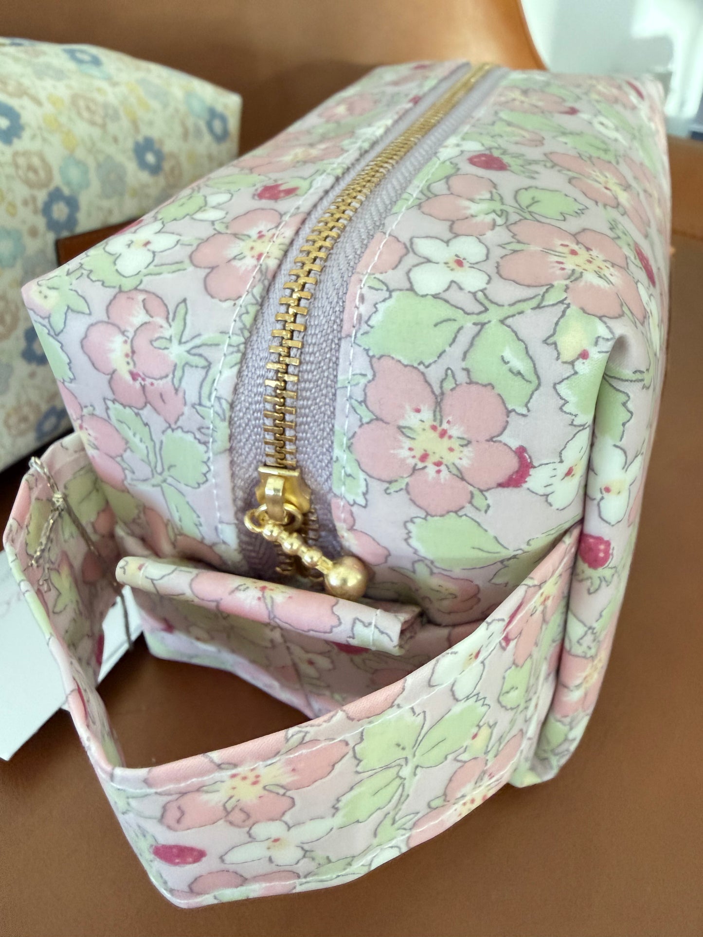 Make up bag M 84