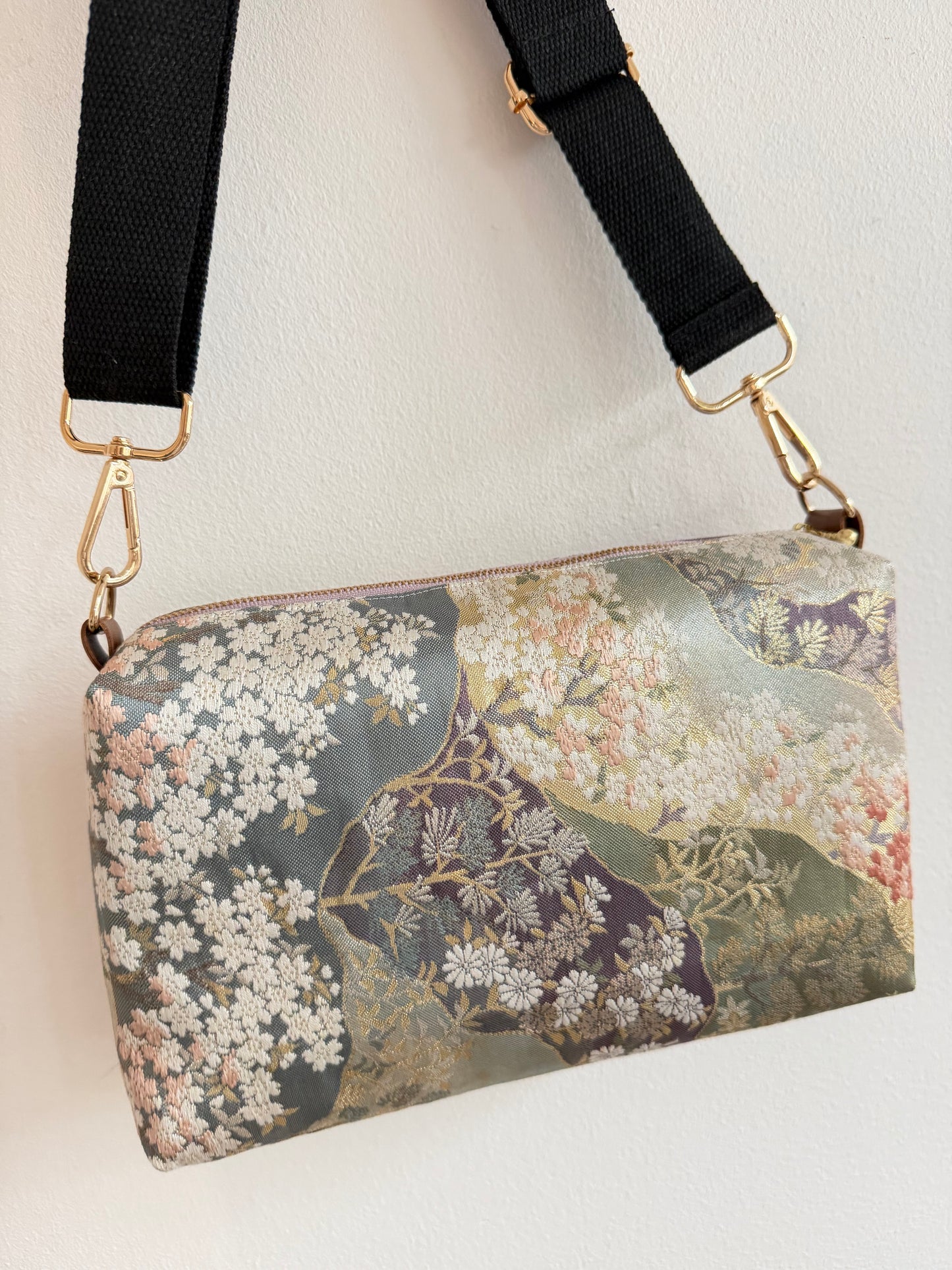 Obi shoulder bag (Kinono Upcycle ) 21