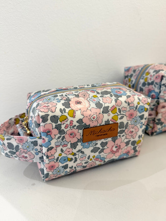 Make up bag M 93