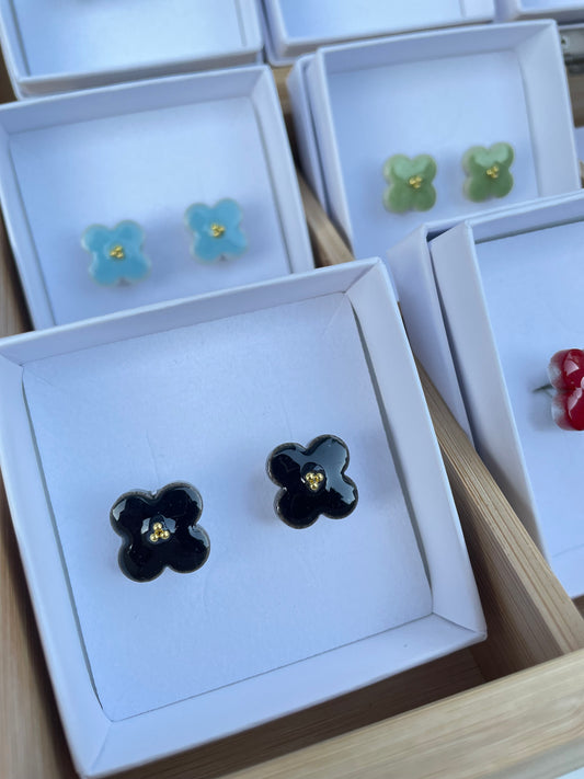 Ceramic flower earrings M Light Black